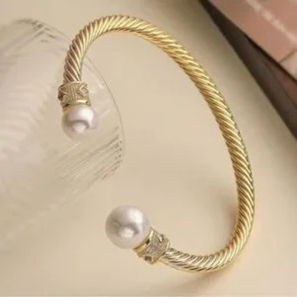 NEW?14K Gold Plated Twisted Cable Wire Bracelet